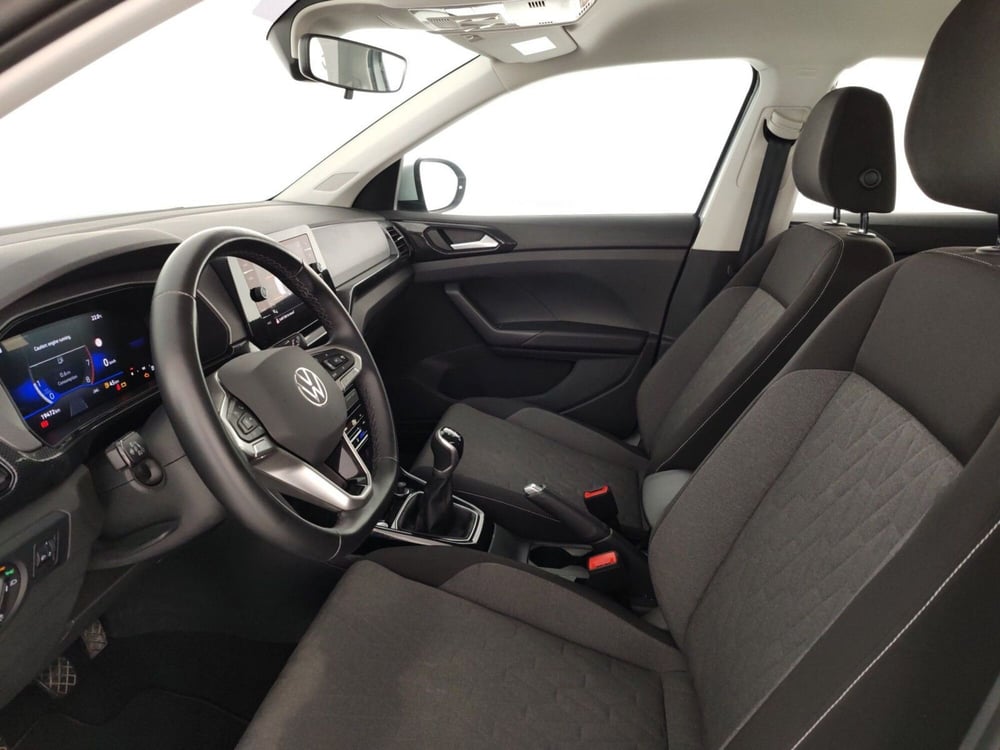 Volkswagen T-Cross usata a Massa-Carrara (7)