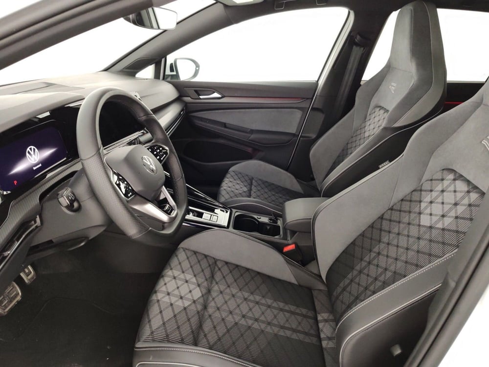 Volkswagen Golf usata a Massa-Carrara (7)
