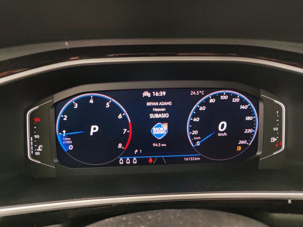 Volkswagen T-Roc usata a Massa-Carrara (15)