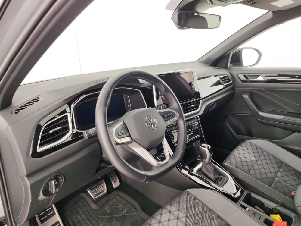Volkswagen T-Roc usata a Massa-Carrara (8)