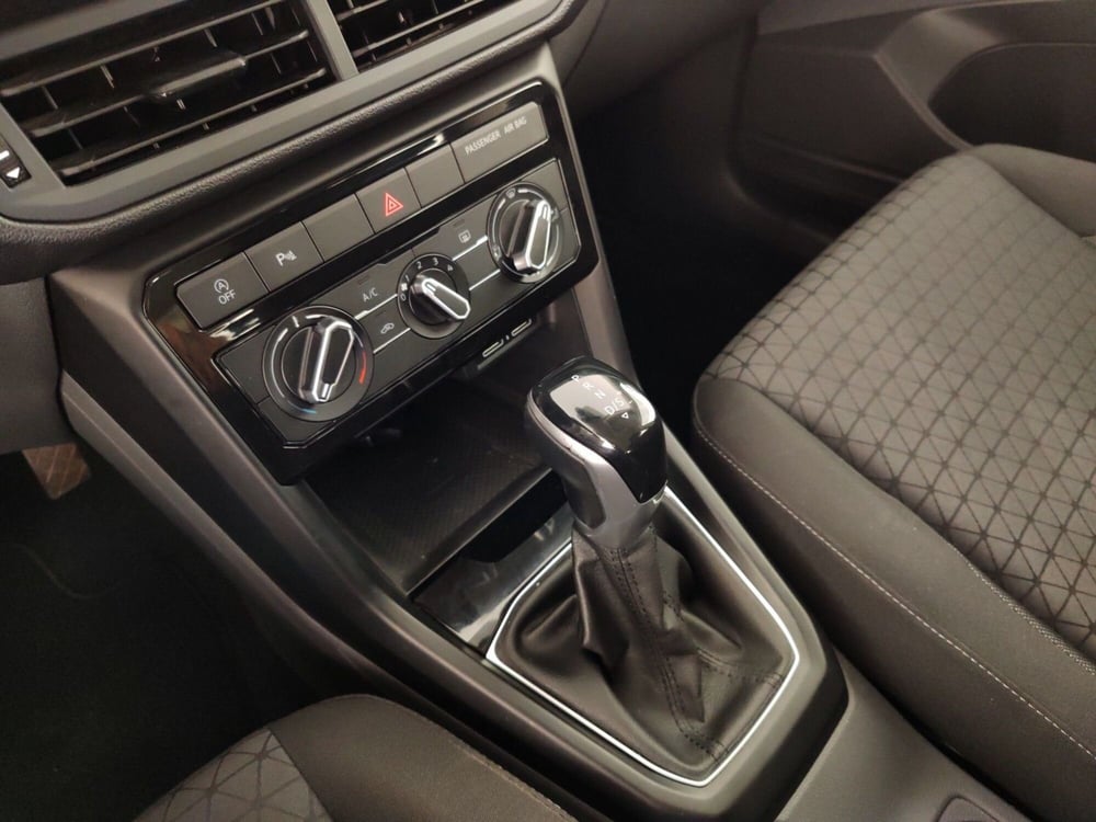 Volkswagen T-Cross usata a Massa-Carrara (11)