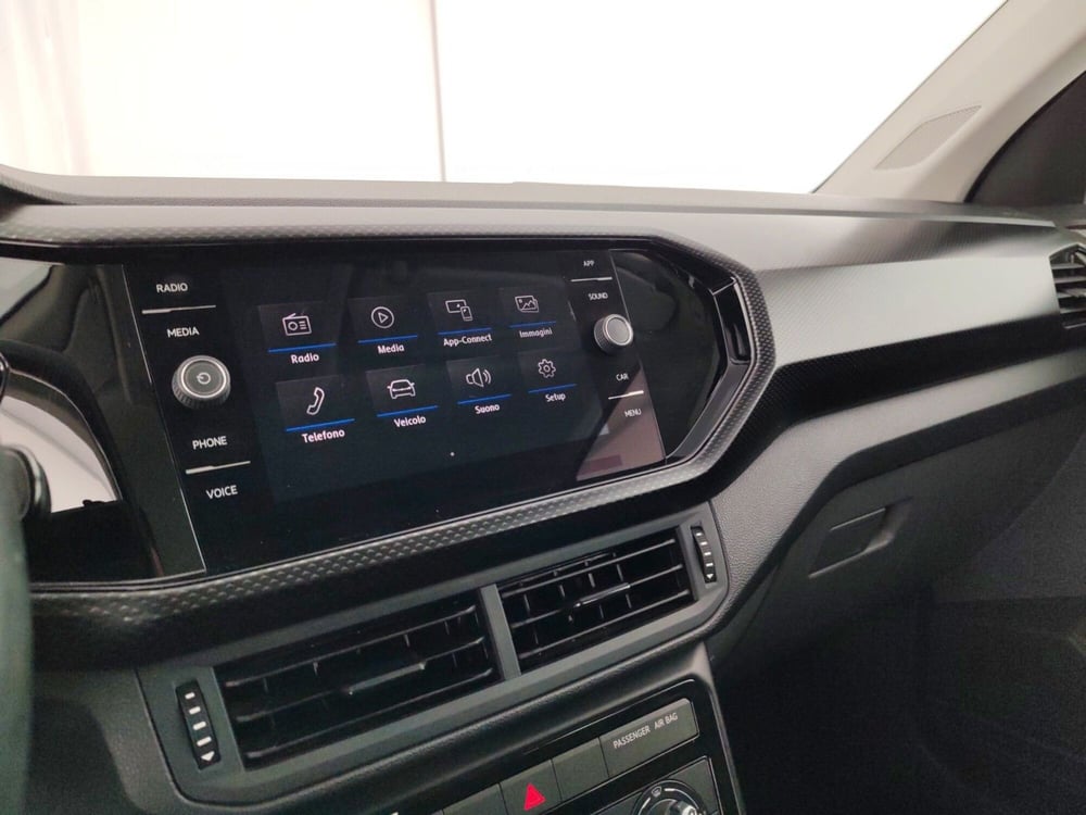 Volkswagen T-Cross usata a Massa-Carrara (12)