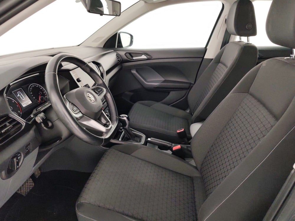 Volkswagen T-Cross usata a Massa-Carrara (7)