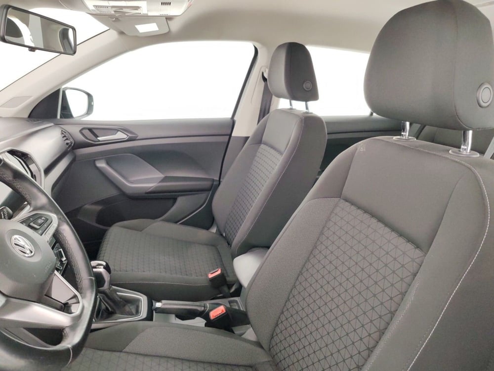 Volkswagen T-Cross usata a Massa-Carrara (9)