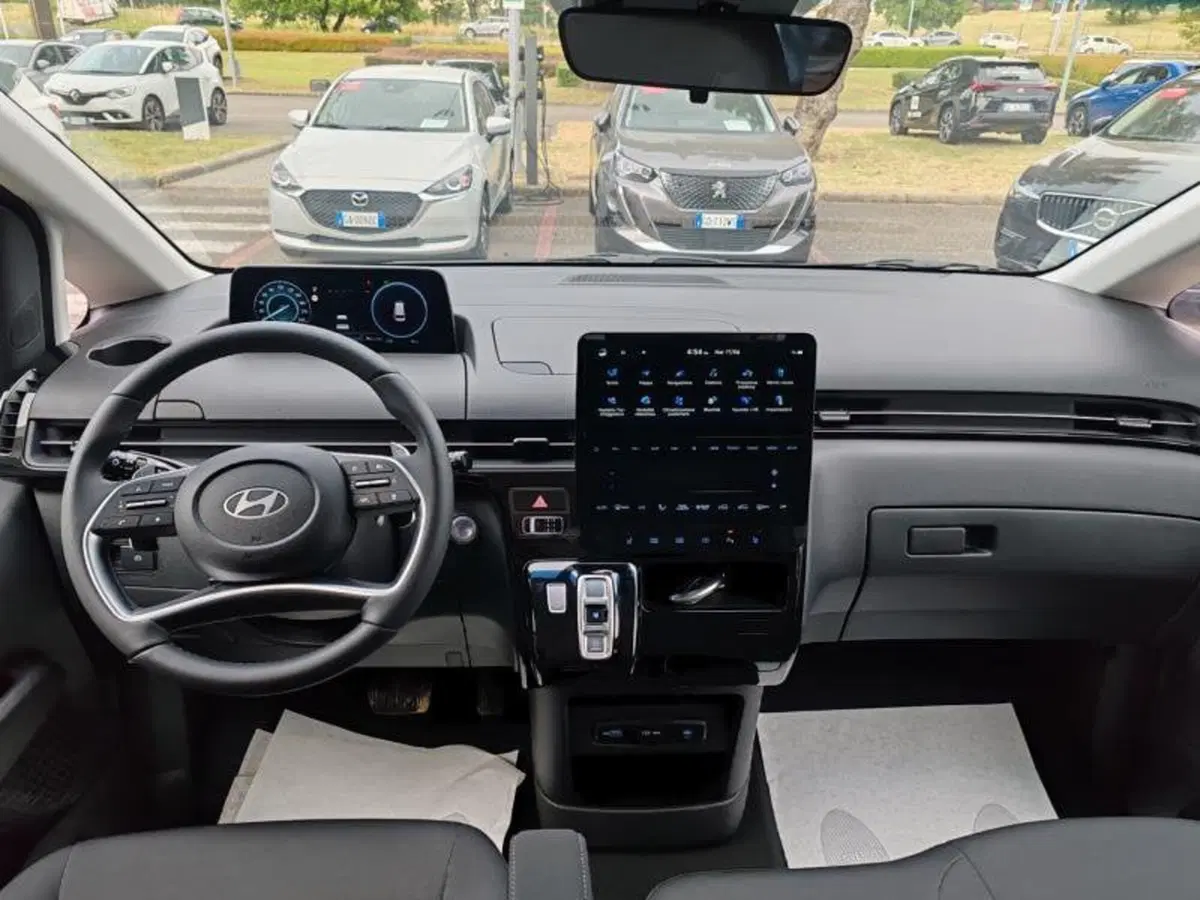 Hyundai Staria nuova a Perugia (12)