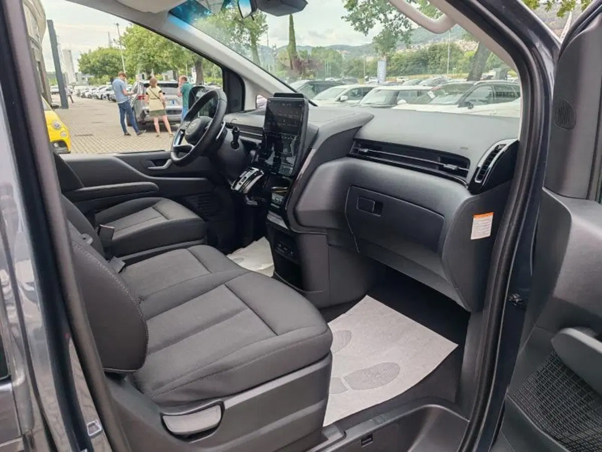 Hyundai Staria nuova a Perugia (6)