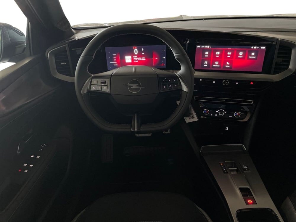 Opel Mokka nuova a Salerno (10)