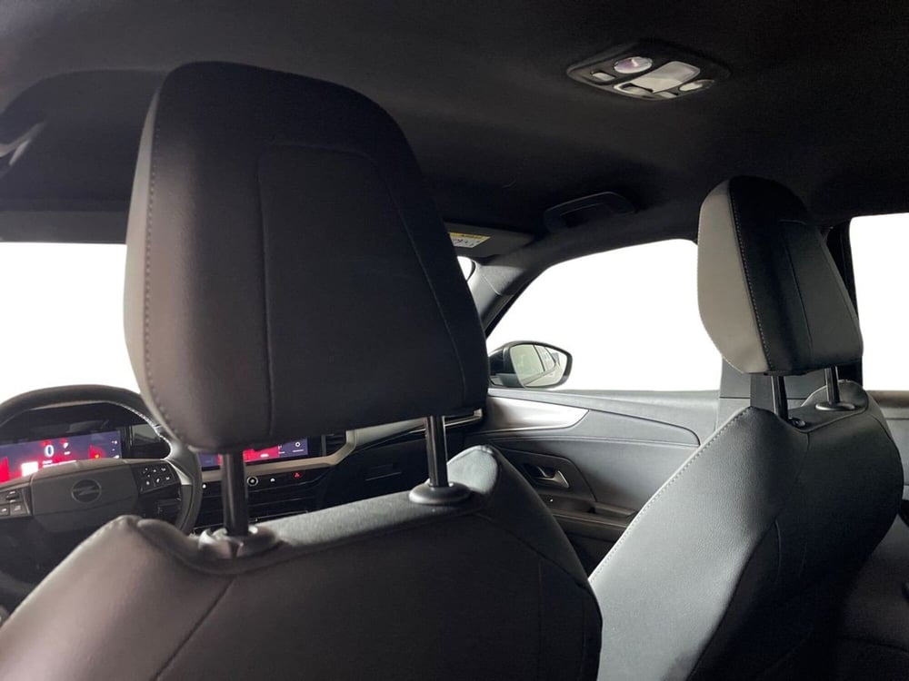 Opel Mokka nuova a Salerno (17)