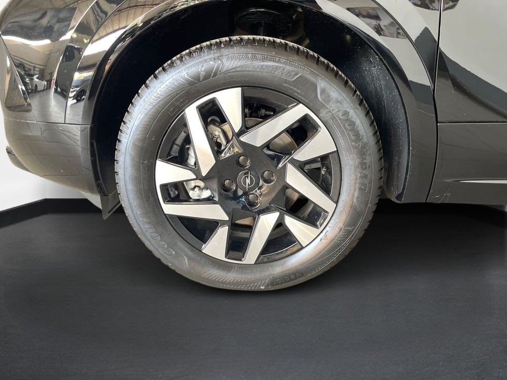 Opel Mokka nuova a Salerno (8)