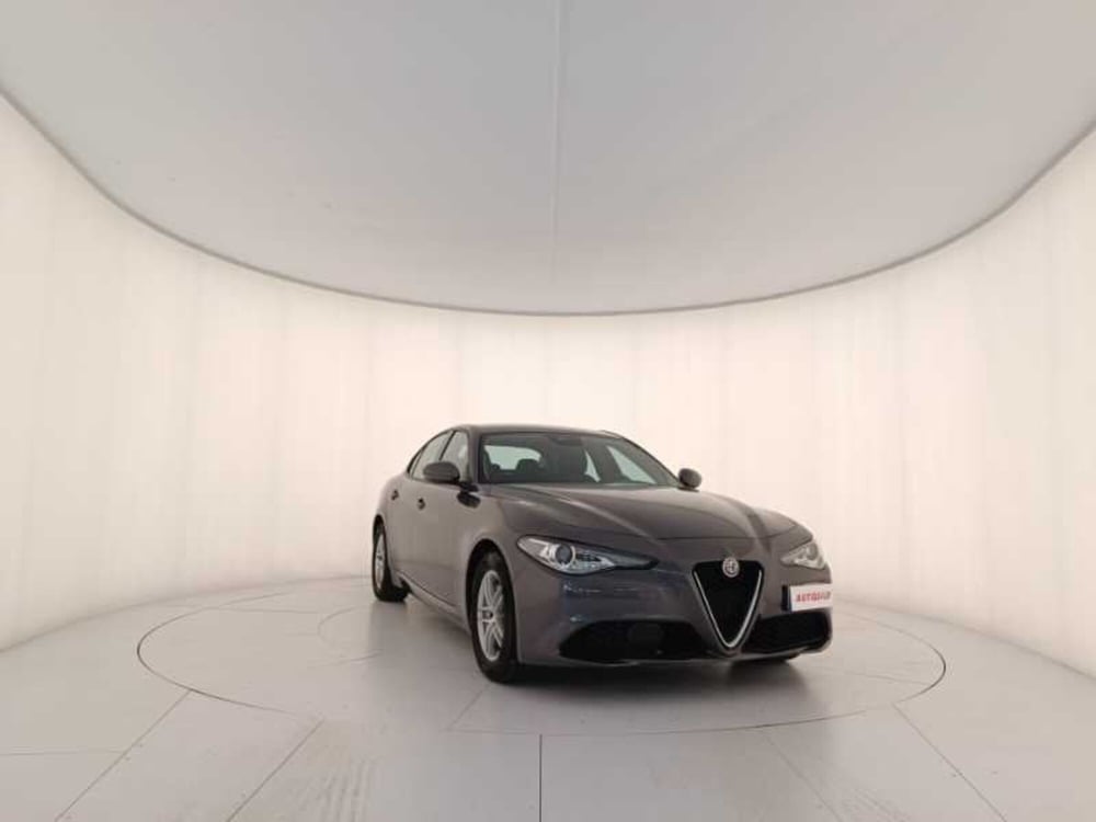 Alfa Romeo Giulia usata a Treviso (2)
