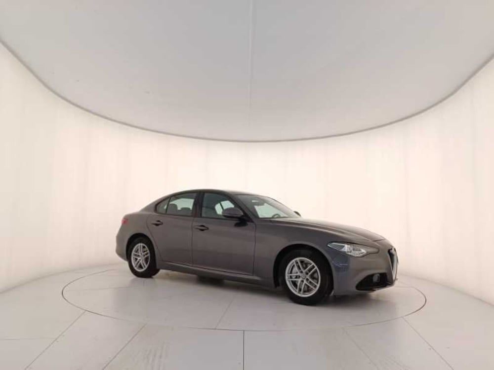 Alfa Romeo Giulia usata a Treviso (3)