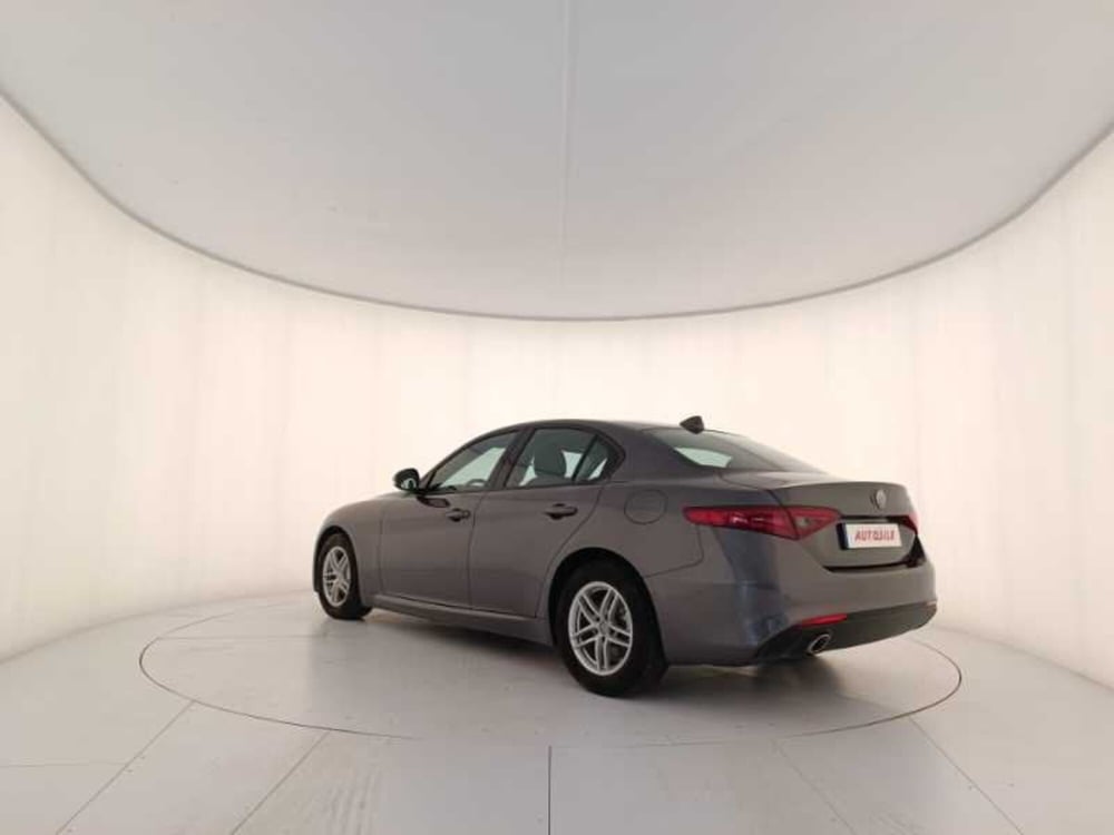 Alfa Romeo Giulia usata a Treviso (4)