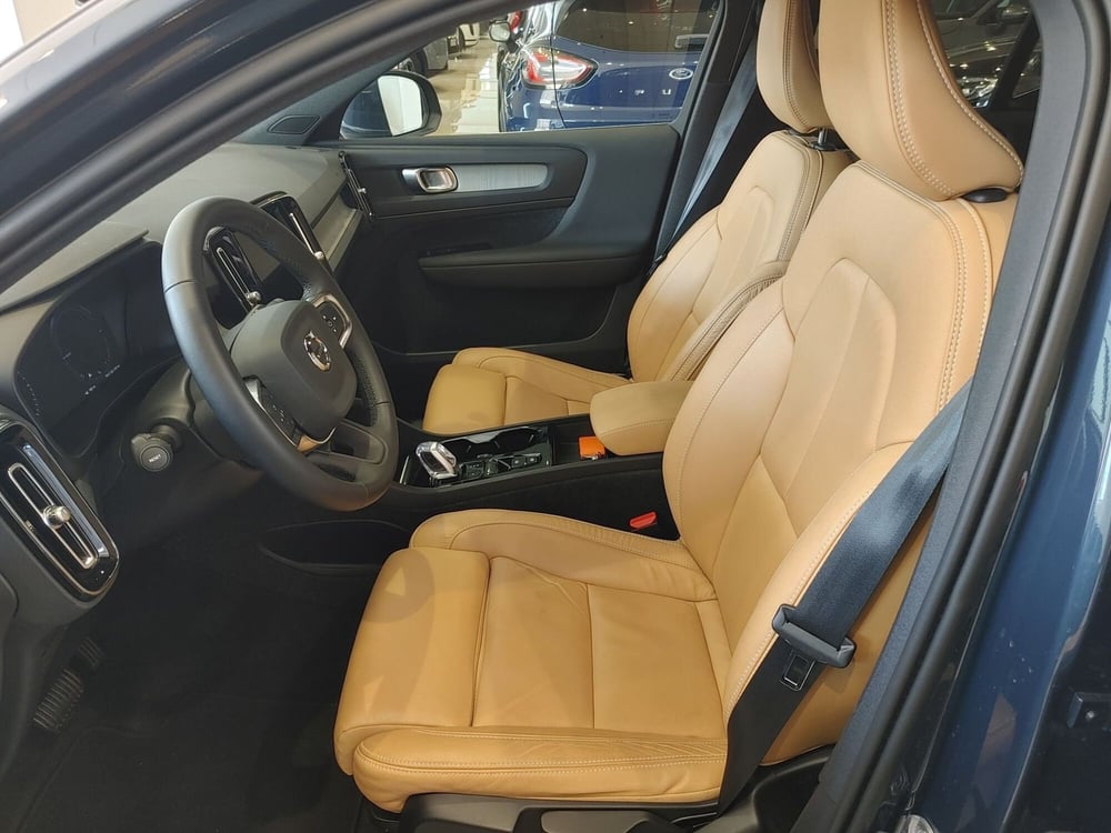 Volvo XC40 usata a Vercelli (12)
