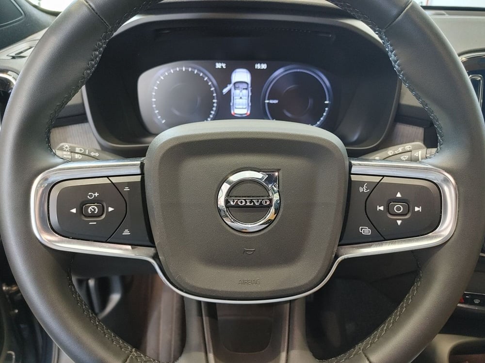 Volvo XC40 usata a Vercelli (15)
