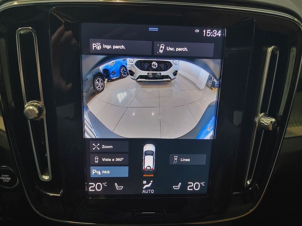 Volvo XC40 usata a Vercelli (17)