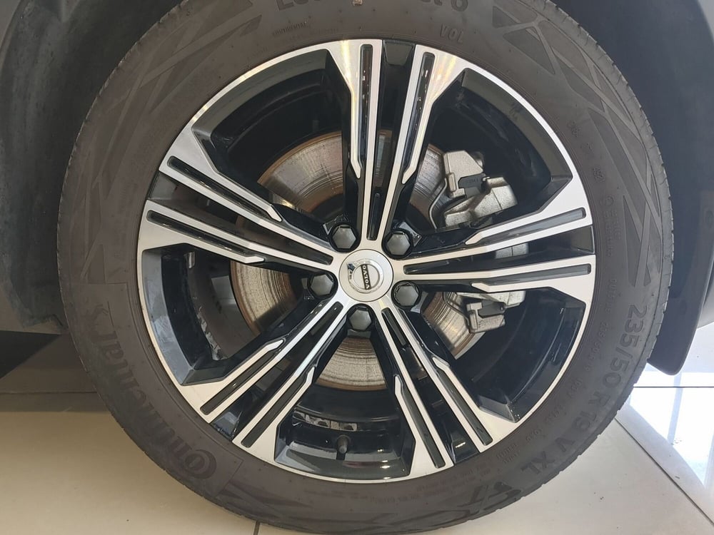 Volvo XC40 usata a Vercelli (8)