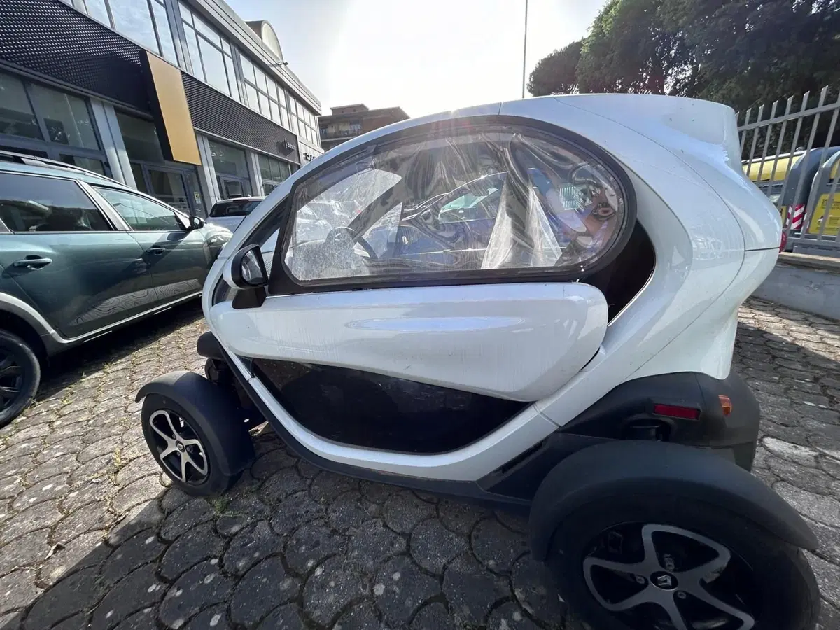 Renault Twizy usata a Firenze (6)