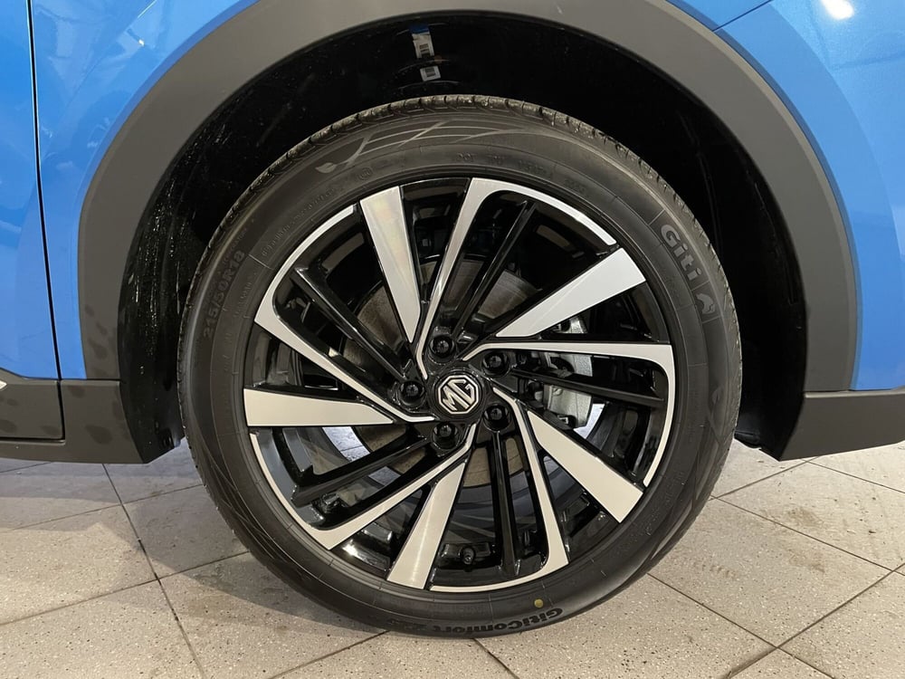 Mg ZS nuova a Milano (20)
