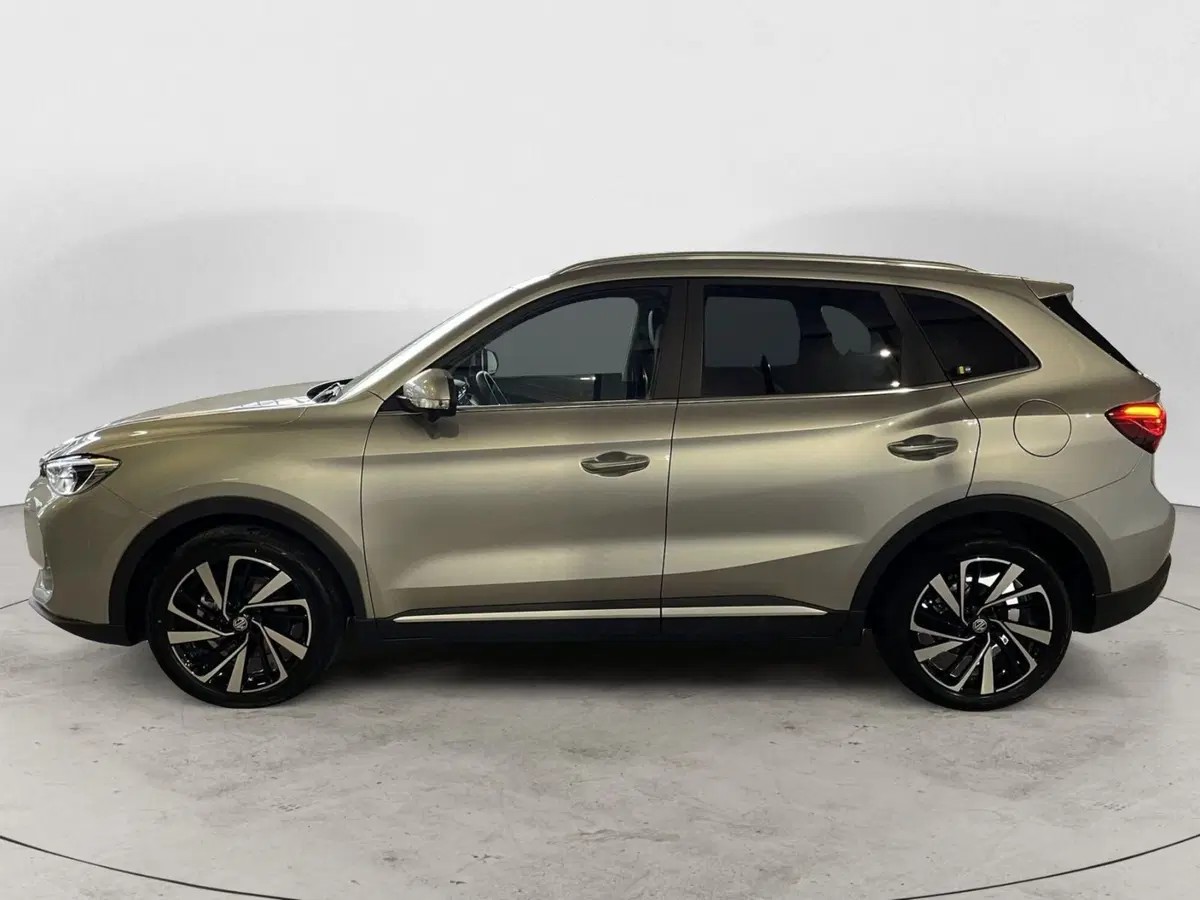 Mg ZS nuova a Milano (2)