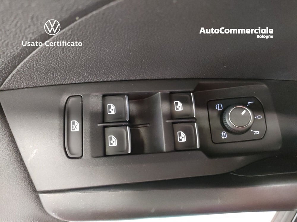 Volkswagen T-Cross usata a Bologna (9)