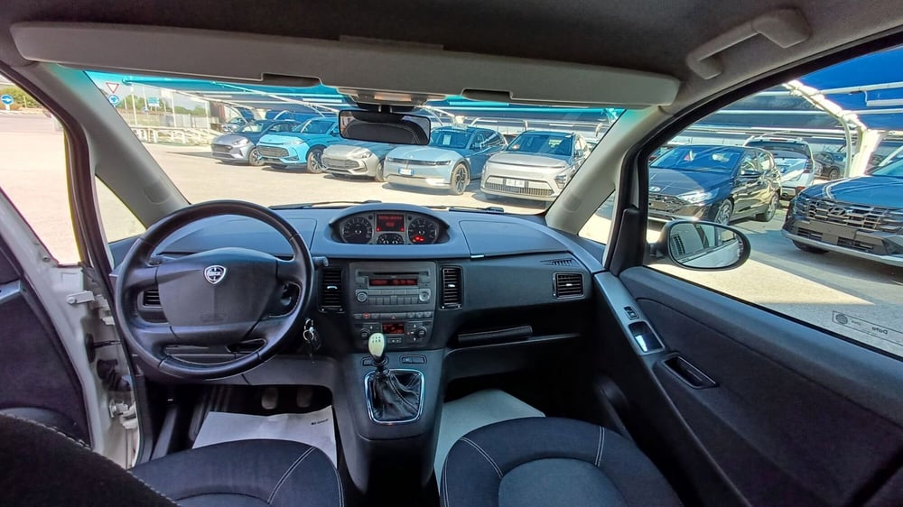 Lancia Musa usata a Padova (12)