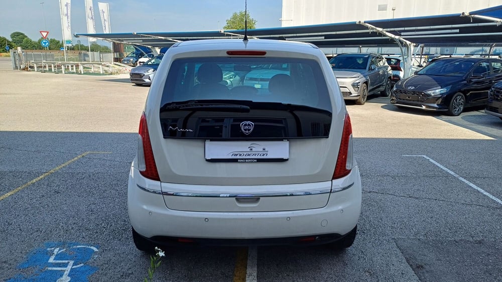 Lancia Musa usata a Padova (4)