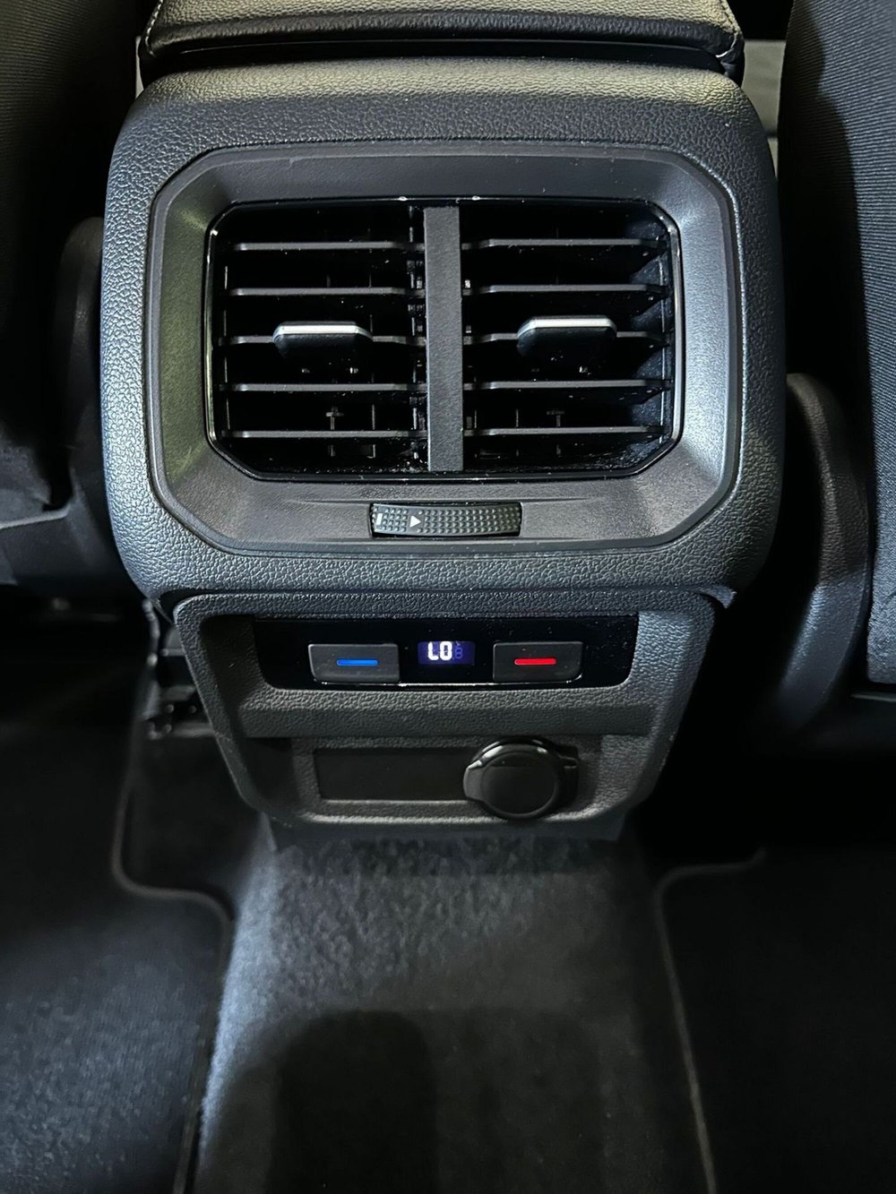Volkswagen Tiguan usata a L'Aquila (15)