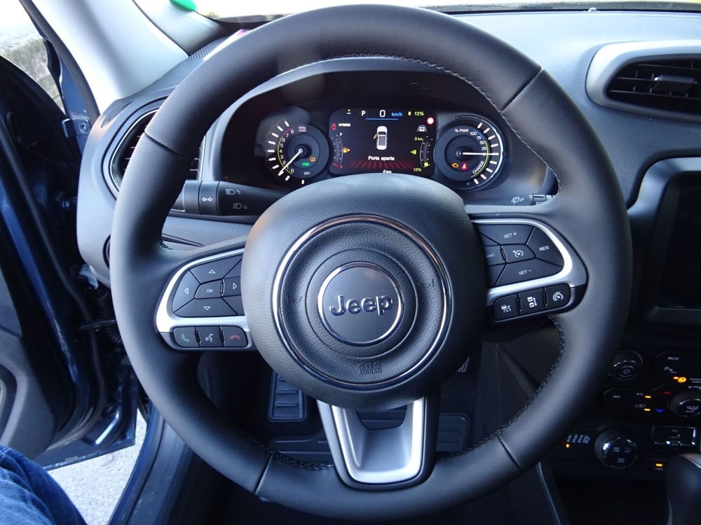 Jeep Renegade nuova a Lucca (10)
