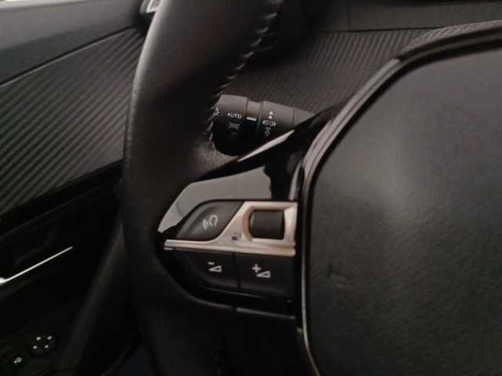 Peugeot 2008 usata a Venezia (12)