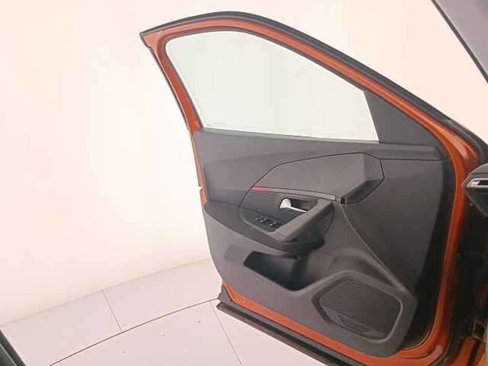 Peugeot 2008 usata a Venezia (13)