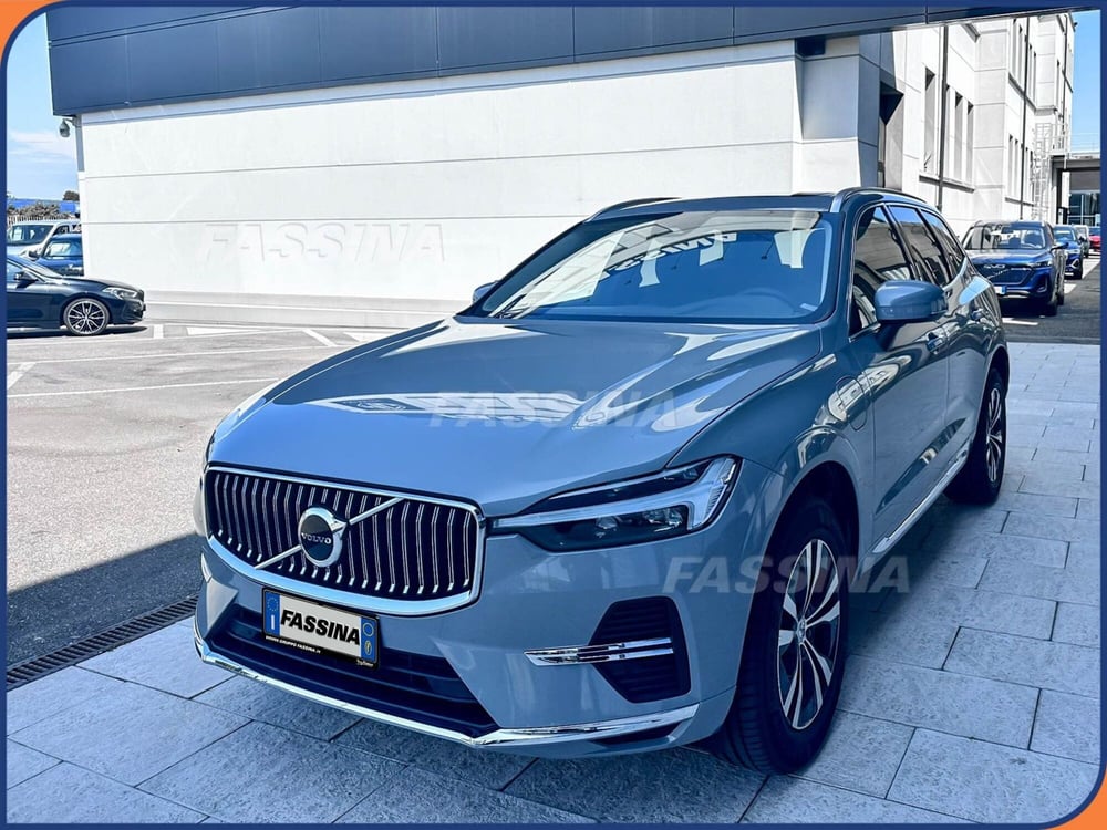 Volvo XC60 nuova a Milano (3)