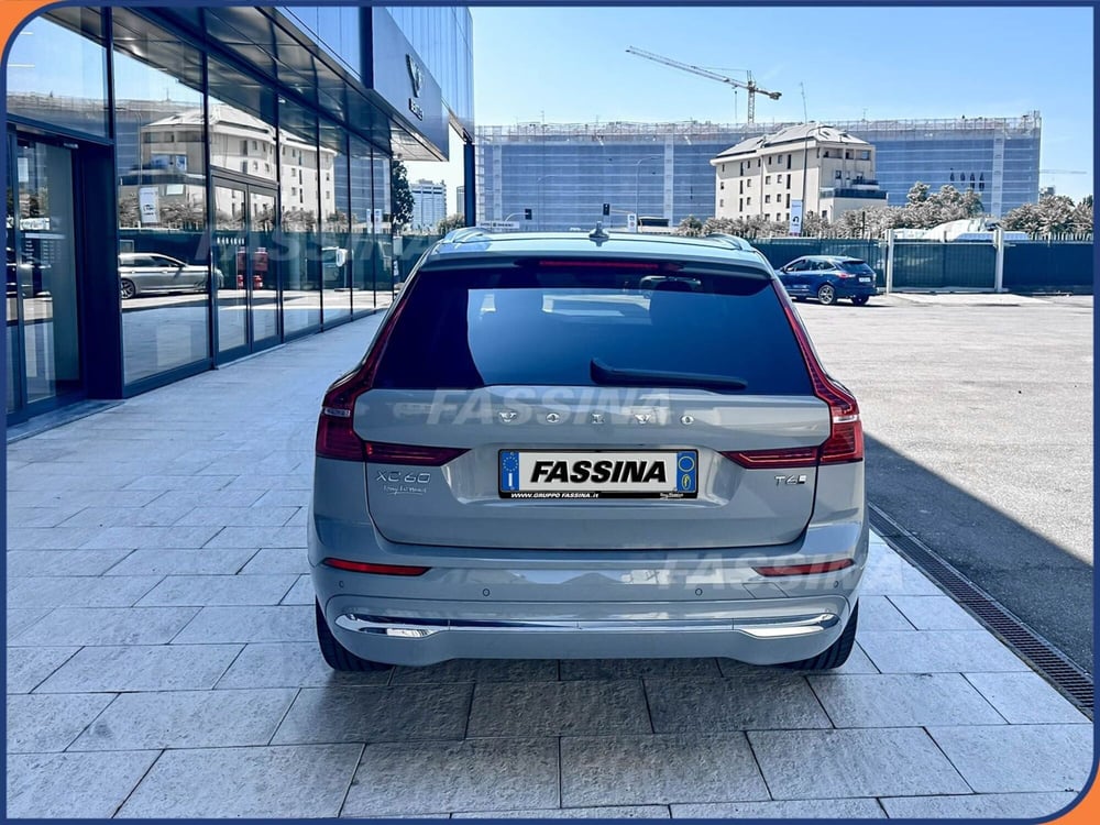 Volvo XC60 nuova a Milano (5)