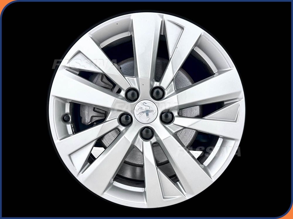 Peugeot 5008 usata a Milano (7)