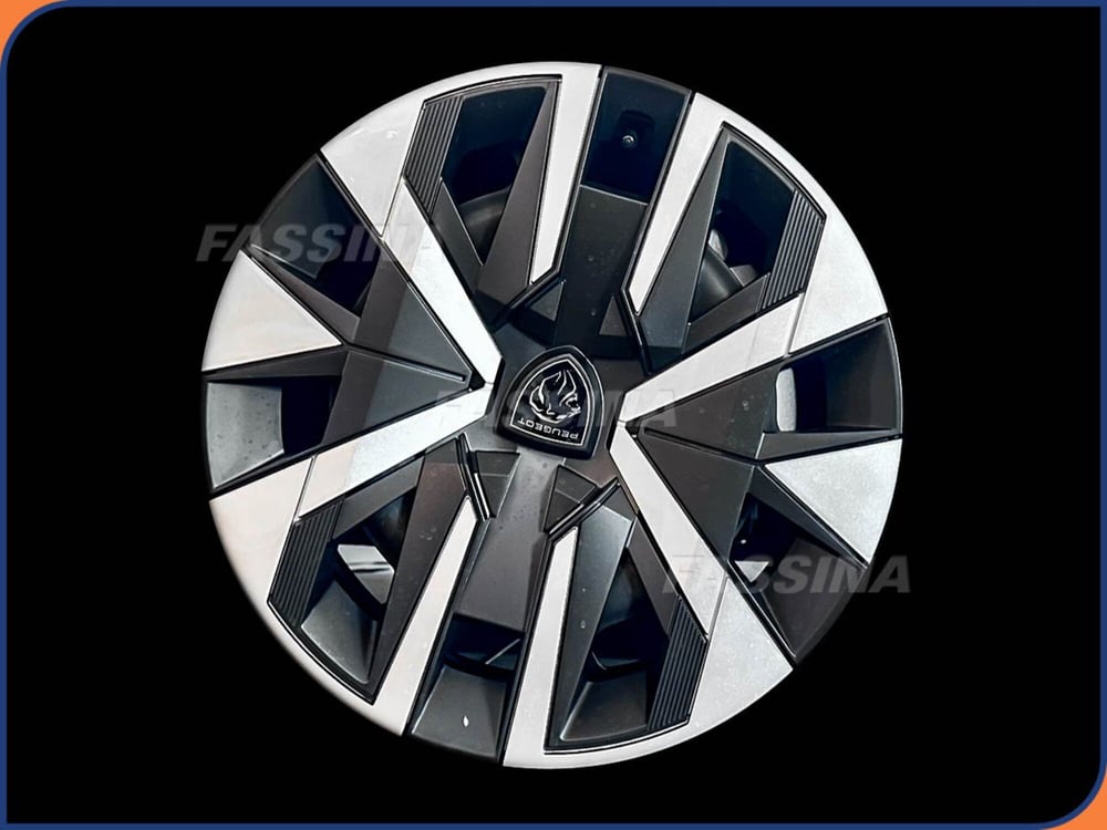 Peugeot 208 nuova a Milano (7)
