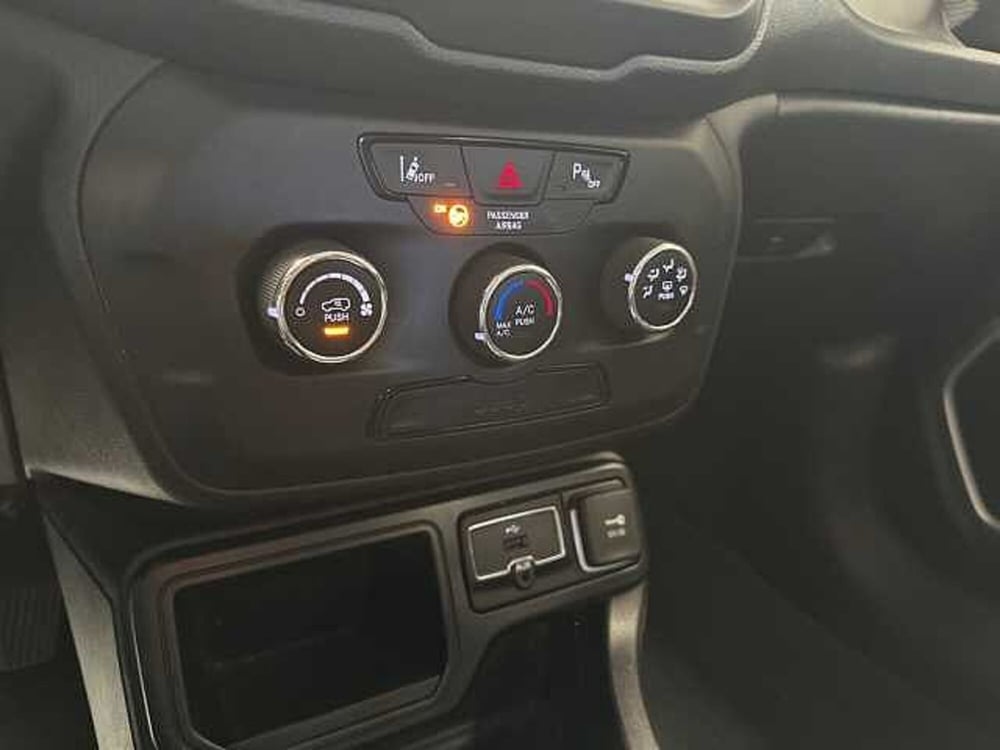 Jeep Renegade usata a Ravenna (14)