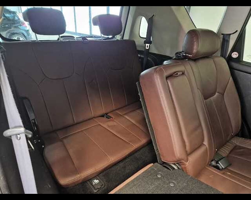 Ssangyong Rexton W usata a Milano (12)