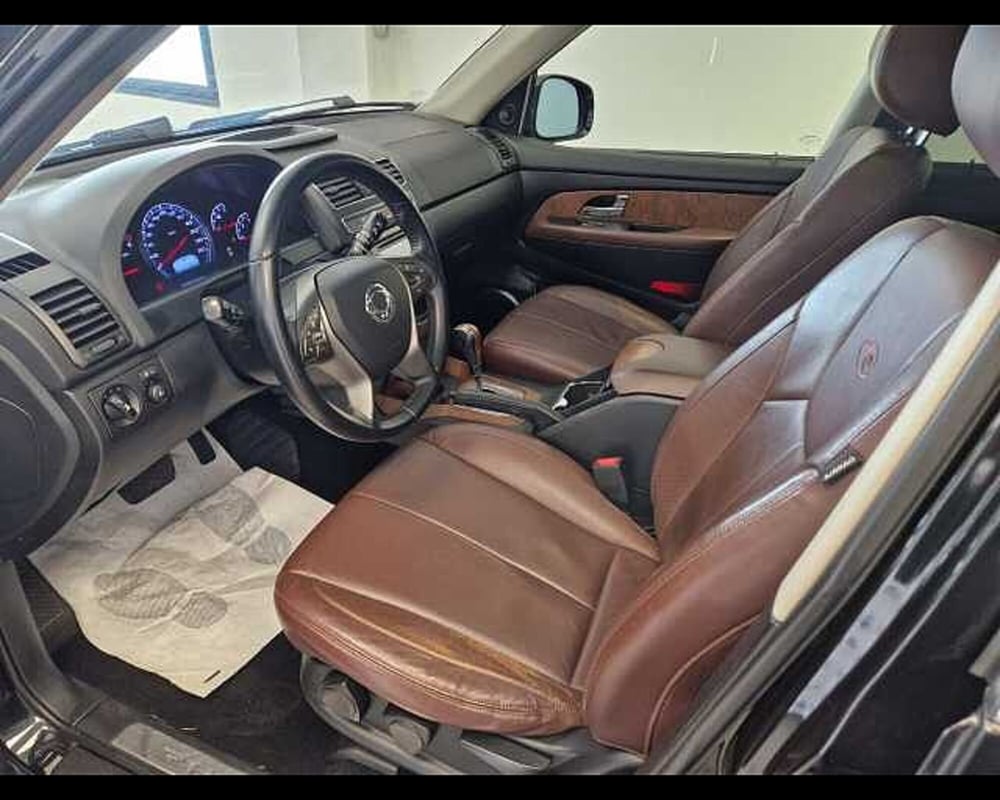 Ssangyong Rexton W usata a Milano (5)