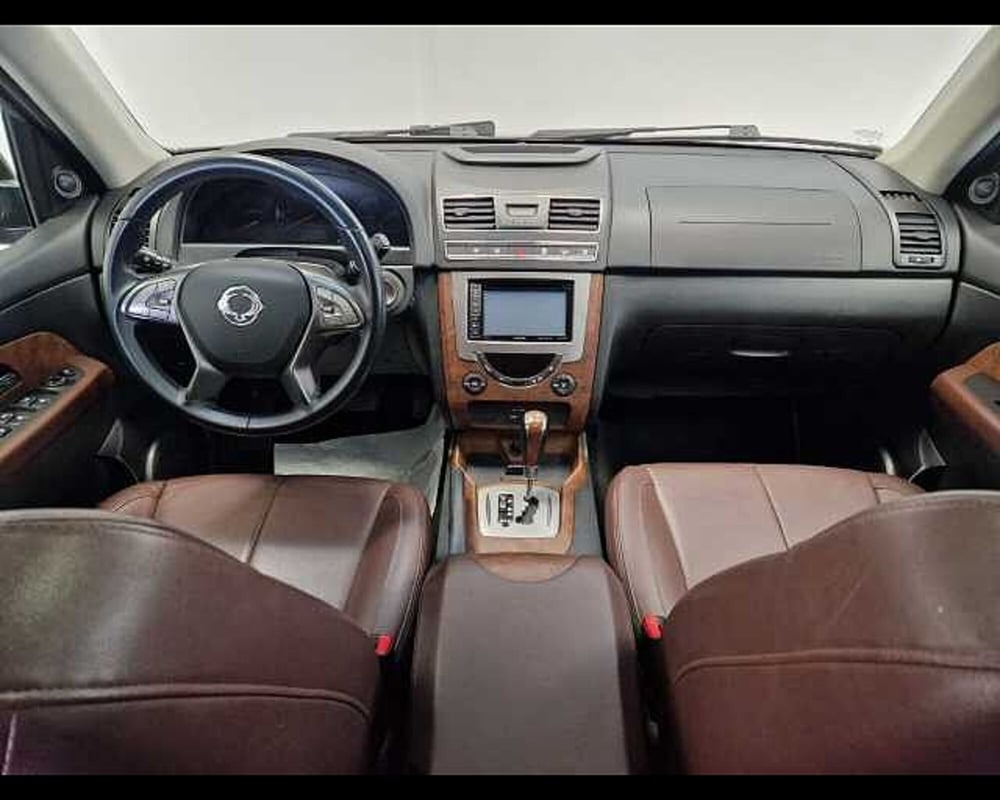 Ssangyong Rexton W usata a Milano (7)