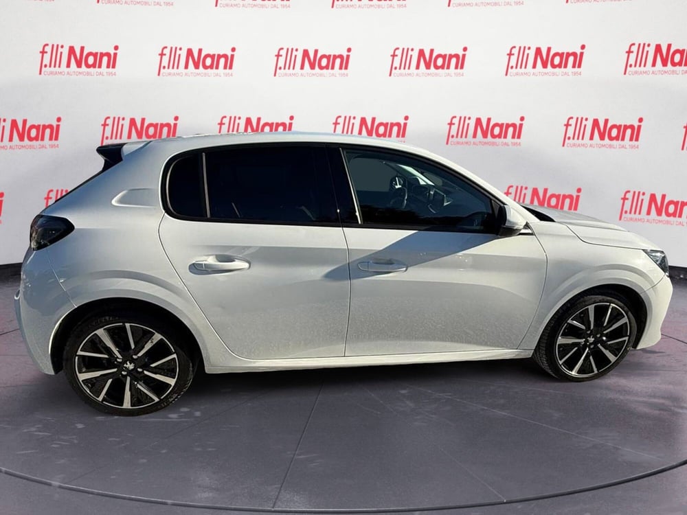 Peugeot 208 usata a Massa-Carrara (8)