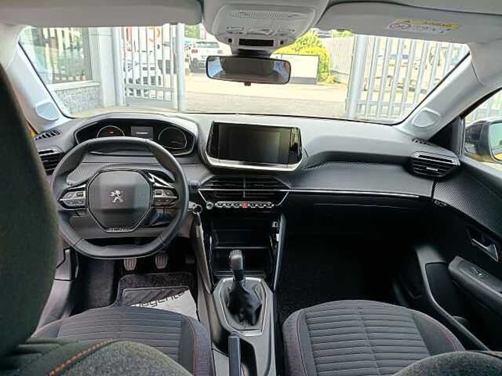 Peugeot 208 usata a Milano (12)