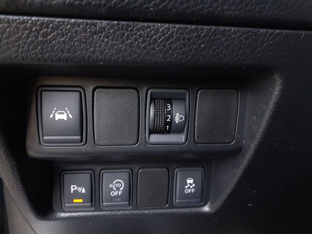Nissan Qashqai usata a Modena (9)