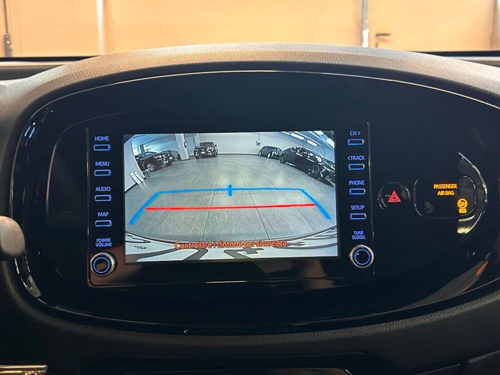 Toyota Aygo X usata a Verona (14)