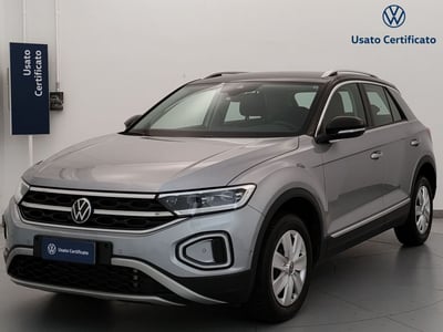 Volkswagen T-Roc 1.5 TSI ACT Style BlueMotion Technology del 2023 usata a Busto Arsizio