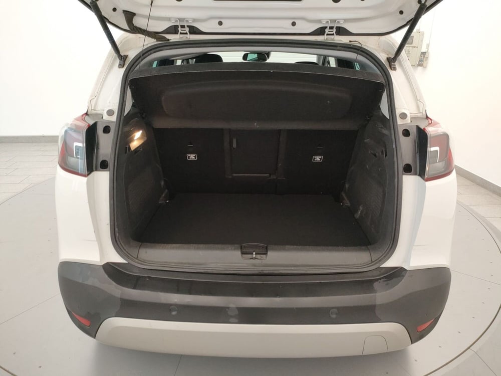 Opel Crossland X usata a Varese (9)