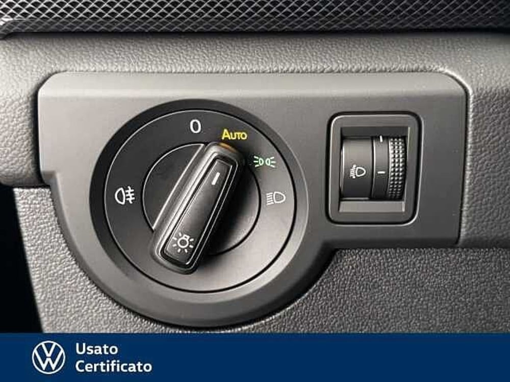 Volkswagen T-Cross nuova a Vicenza (12)