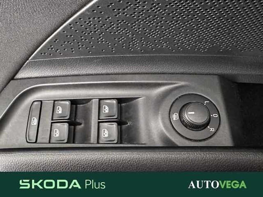 Skoda Enyaq usata a Vicenza (11)