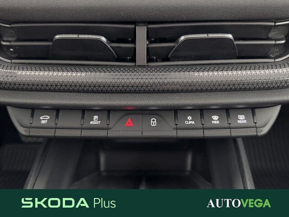 Skoda Enyaq usata a Vicenza (16)