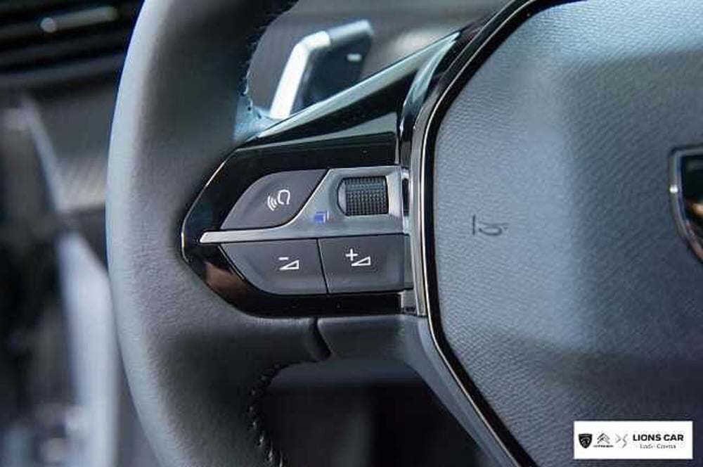 Peugeot 208 nuova a Lodi (14)