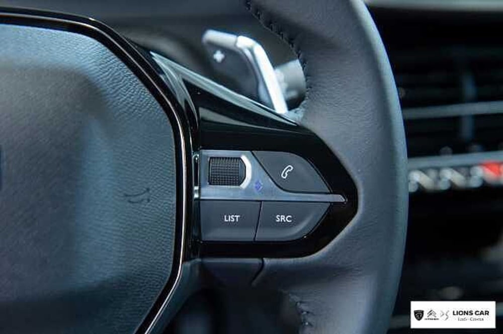 Peugeot 208 nuova a Lodi (15)