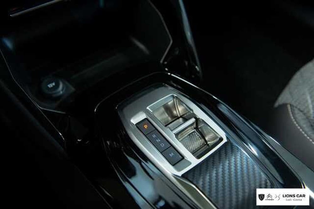 Peugeot 208 nuova a Lodi (19)